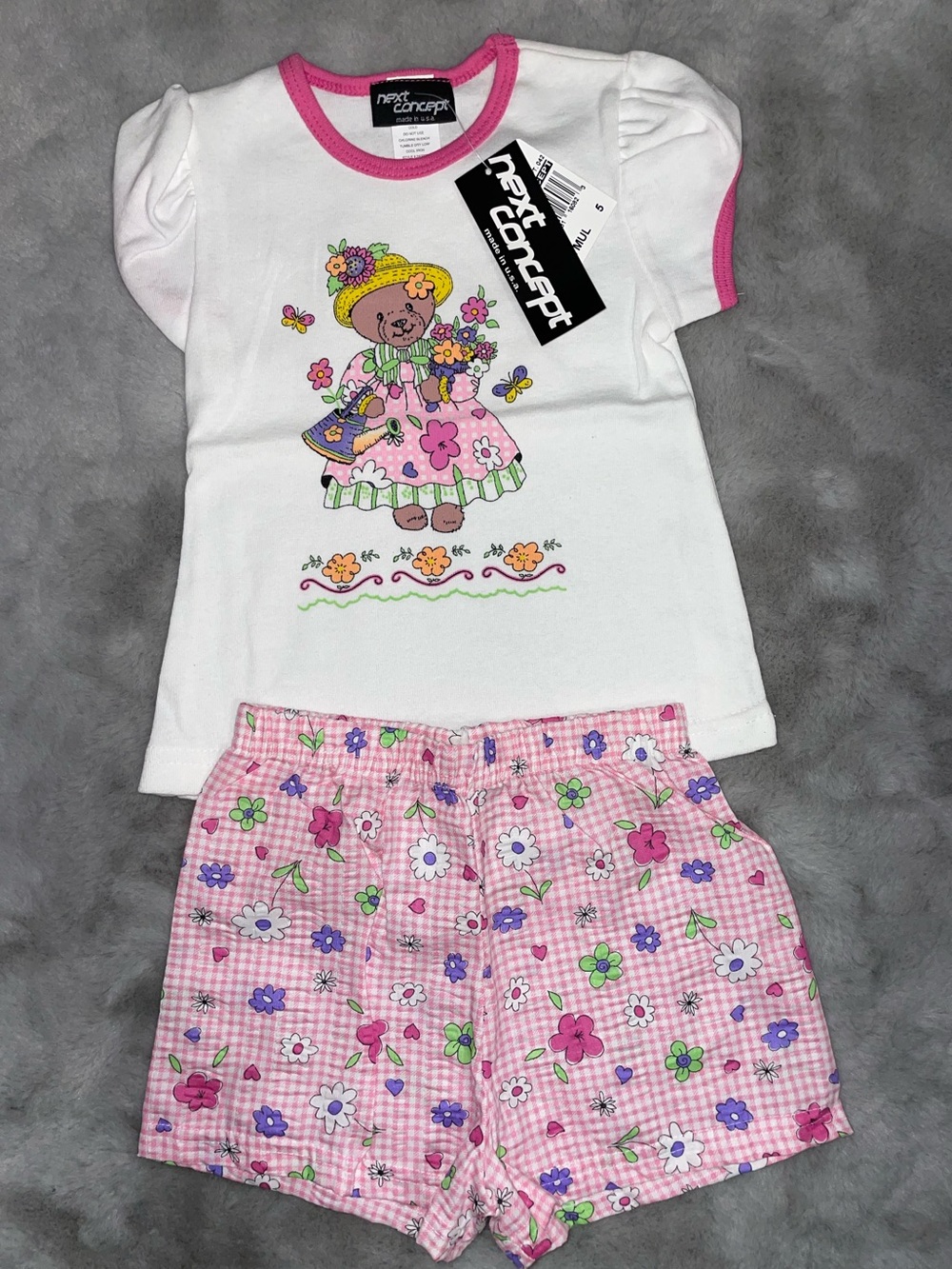 🧸NWT Next Concept White Puff Sleeve Bear Tee & Pink Floral Shorts Set